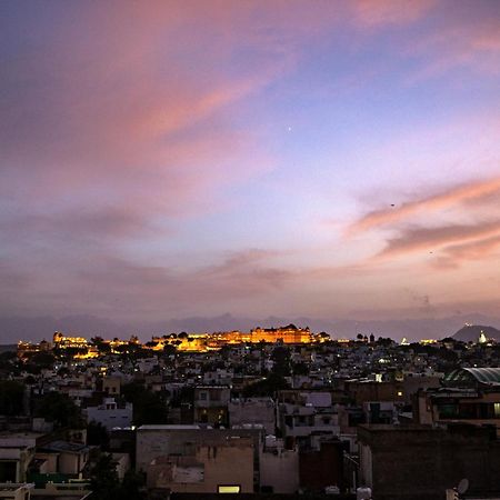 The Mangal View Residency - A Luxury Boutique Business Hotel ウダイプル エクステリア 写真