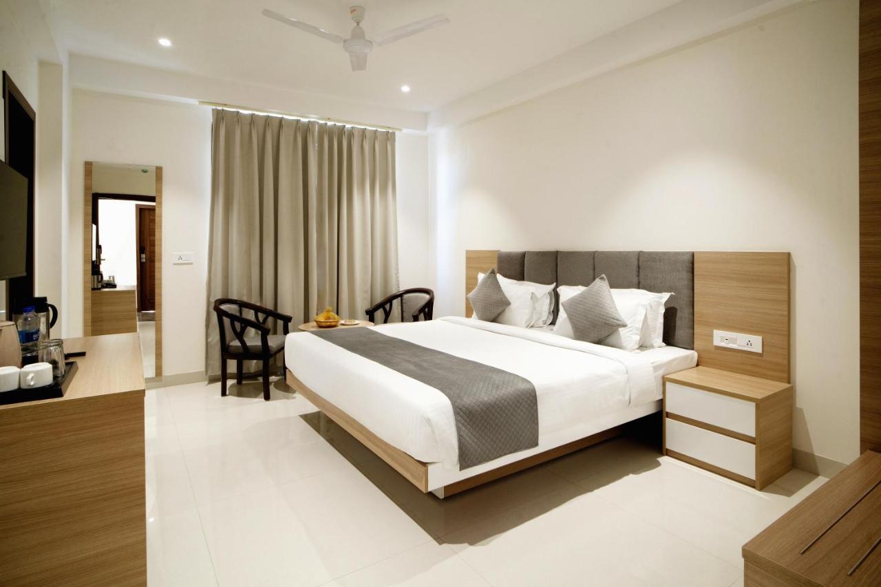 The Mangal View Residency - A Luxury Boutique Business Hotel ウダイプル エクステリア 写真