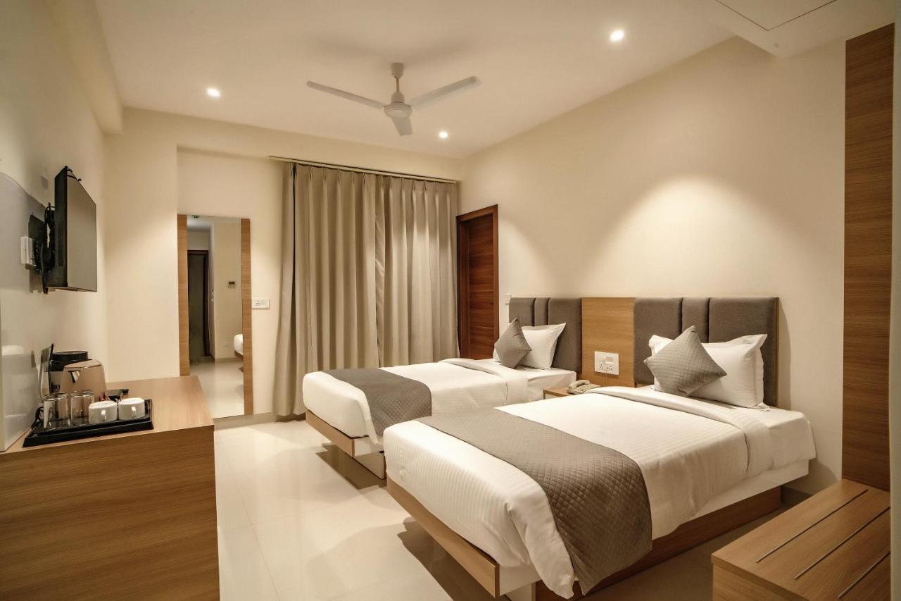 The Mangal View Residency - A Luxury Boutique Business Hotel ウダイプル エクステリア 写真