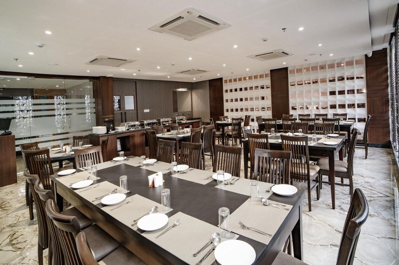 The Mangal View Residency - A Luxury Boutique Business Hotel ウダイプル エクステリア 写真