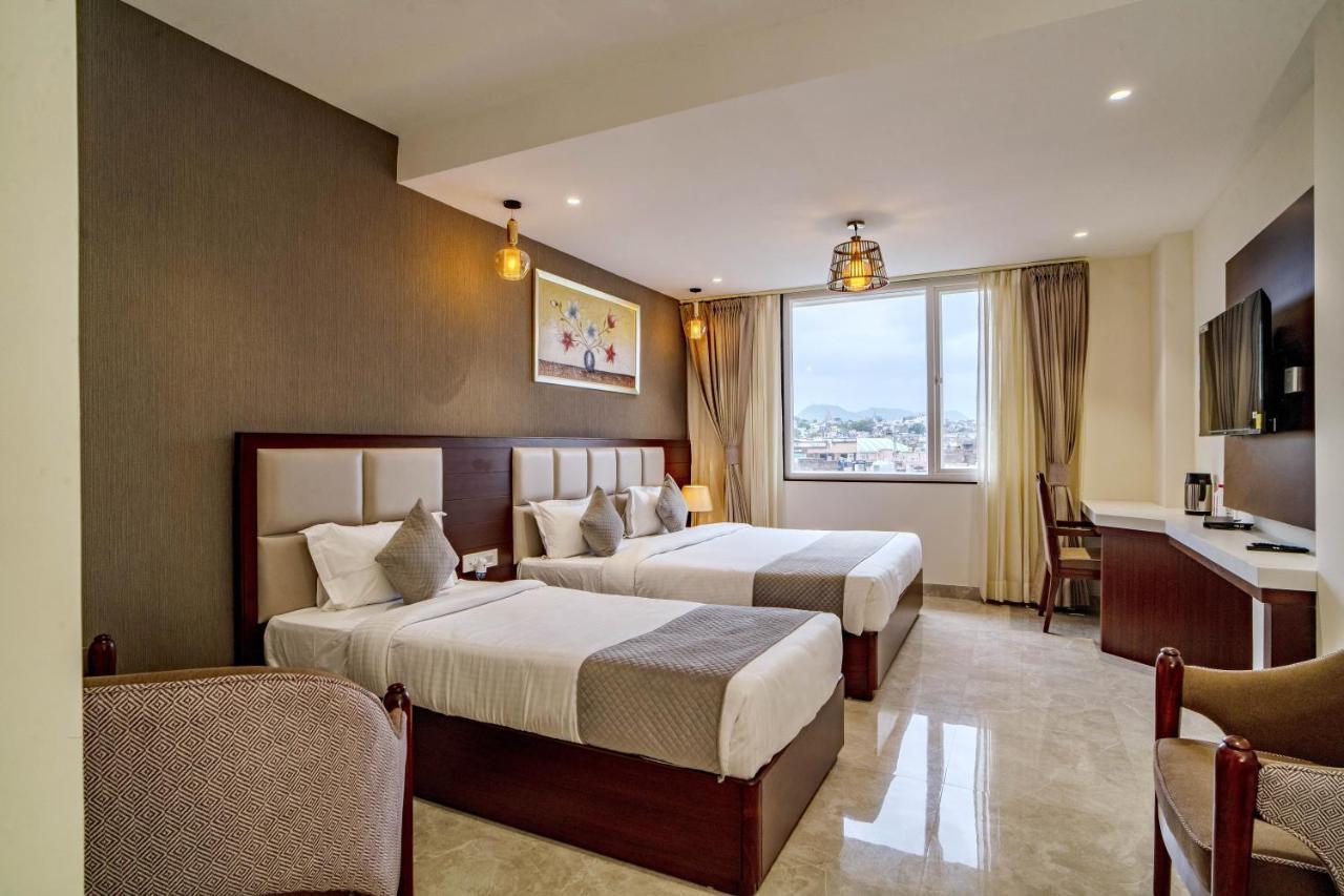 The Mangal View Residency - A Luxury Boutique Business Hotel ウダイプル エクステリア 写真