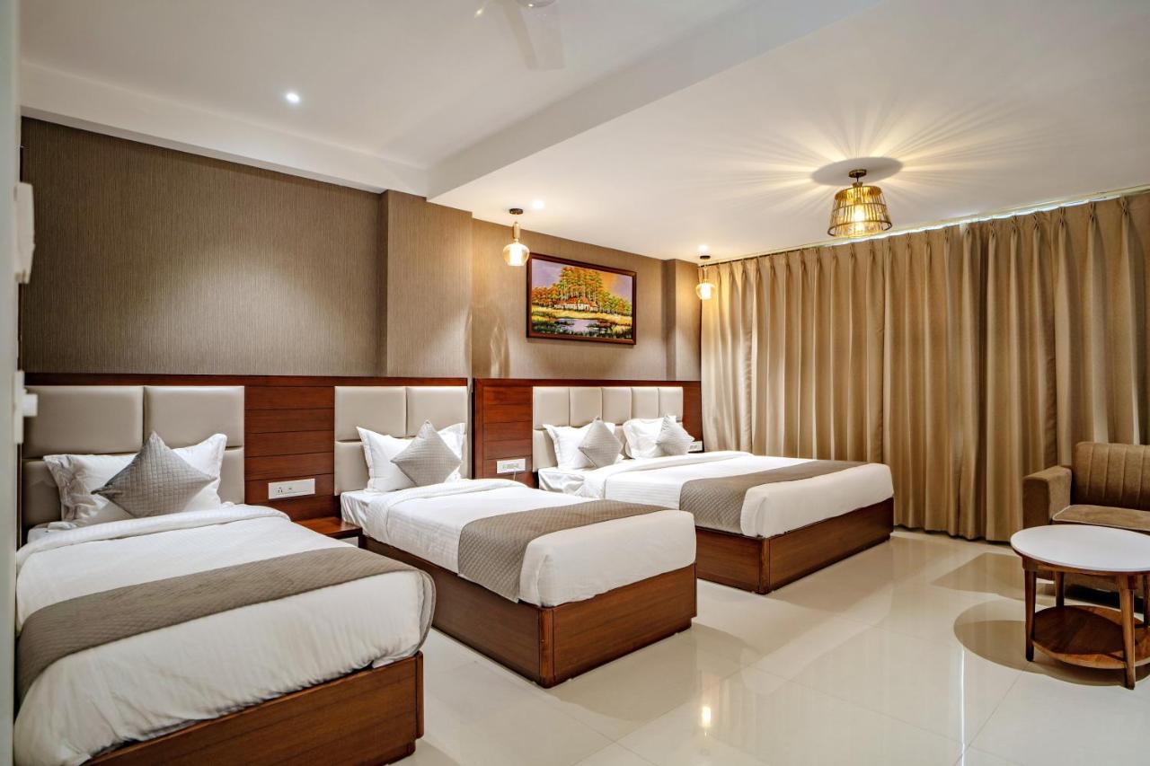 The Mangal View Residency - A Luxury Boutique Business Hotel ウダイプル エクステリア 写真