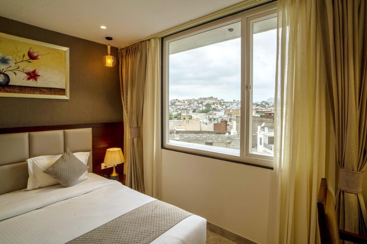 The Mangal View Residency - A Luxury Boutique Business Hotel ウダイプル エクステリア 写真