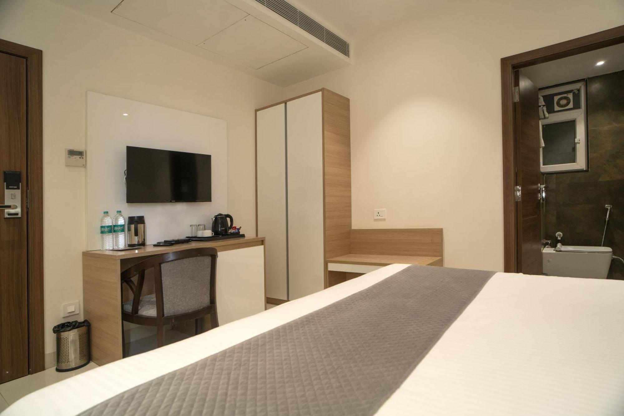 The Mangal View Residency - A Luxury Boutique Business Hotel ウダイプル エクステリア 写真